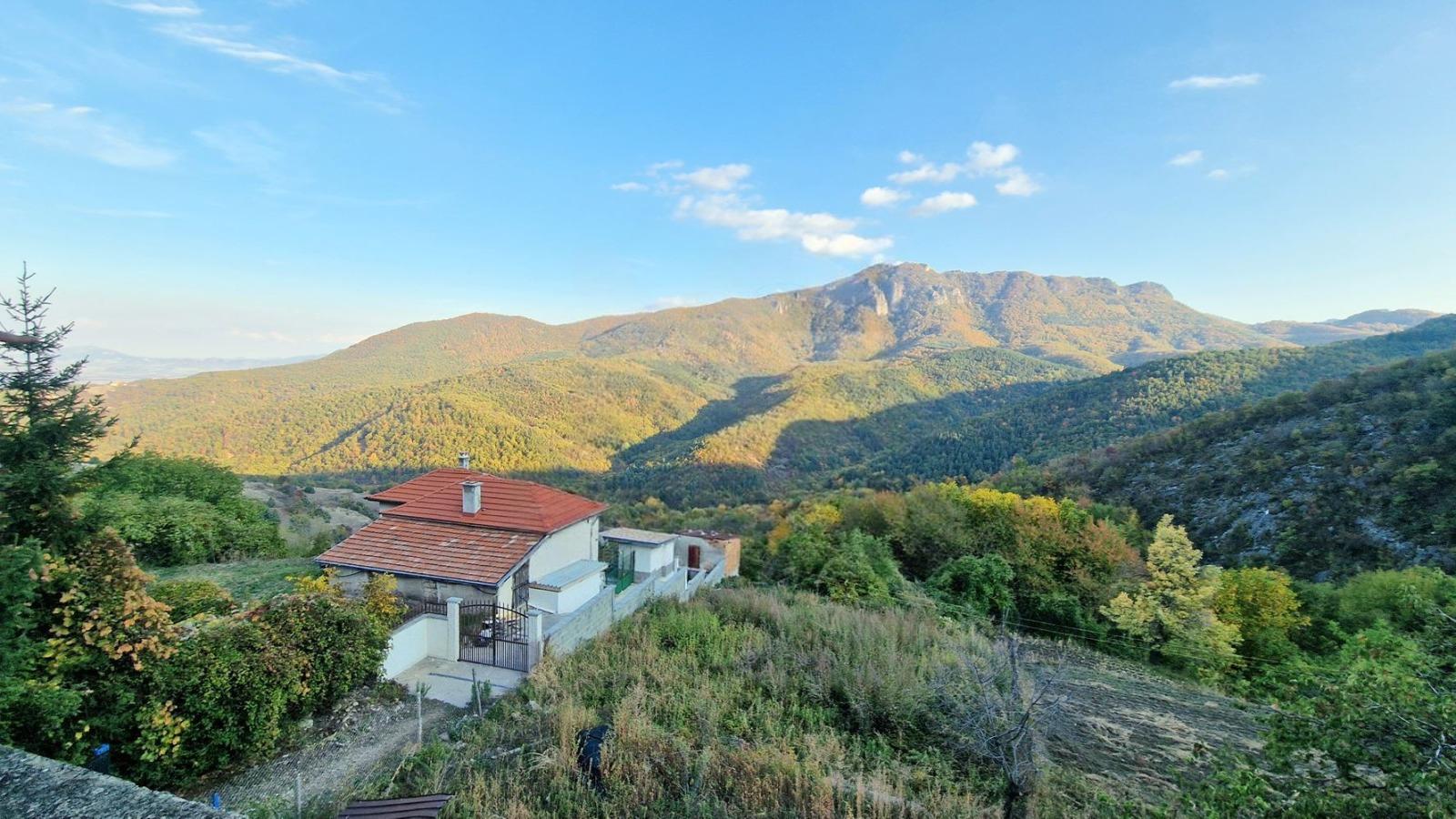 House for Sale in Oreshets, Plovdiv