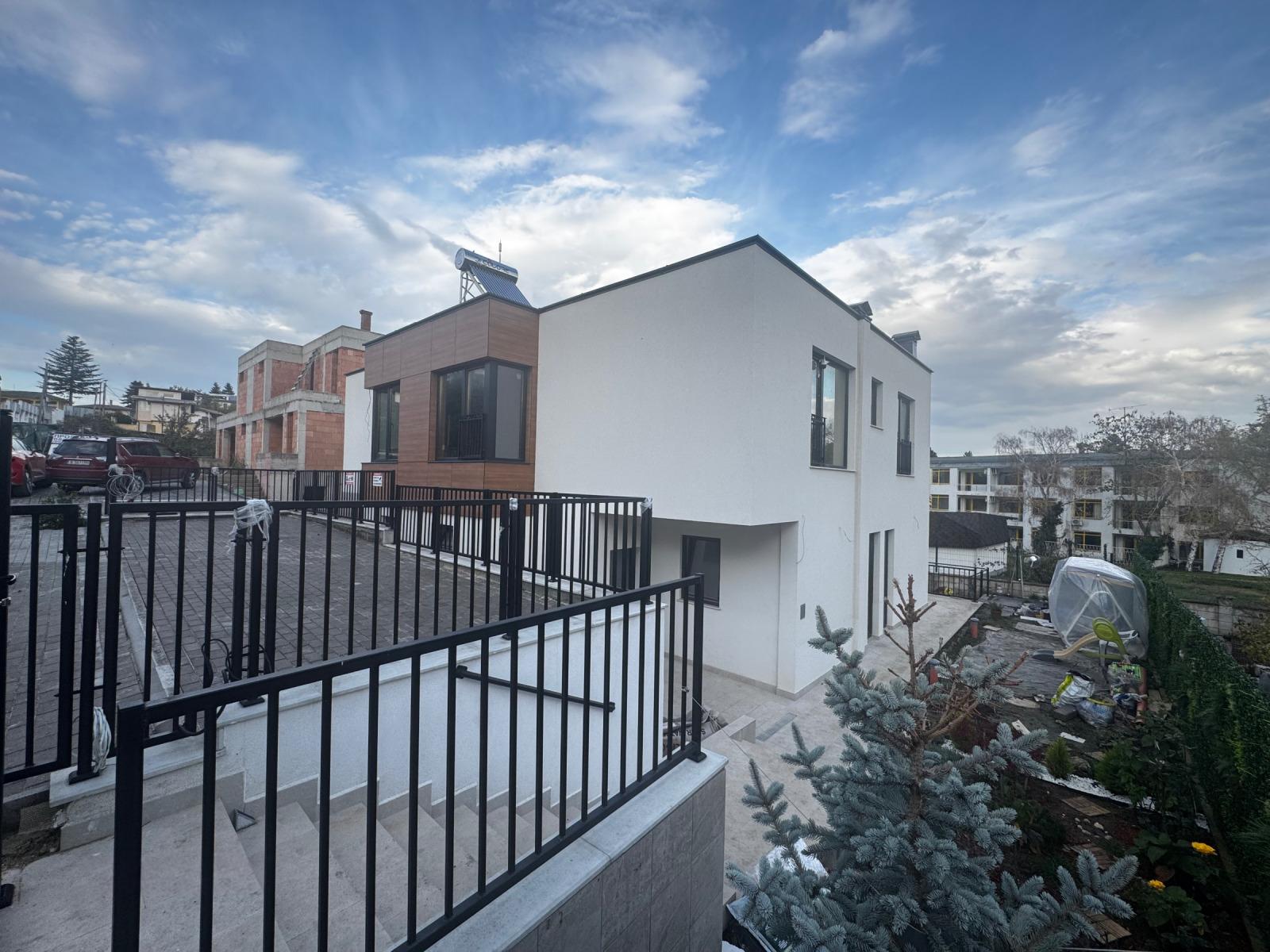 House for Sale in Varna, Chayka Resort