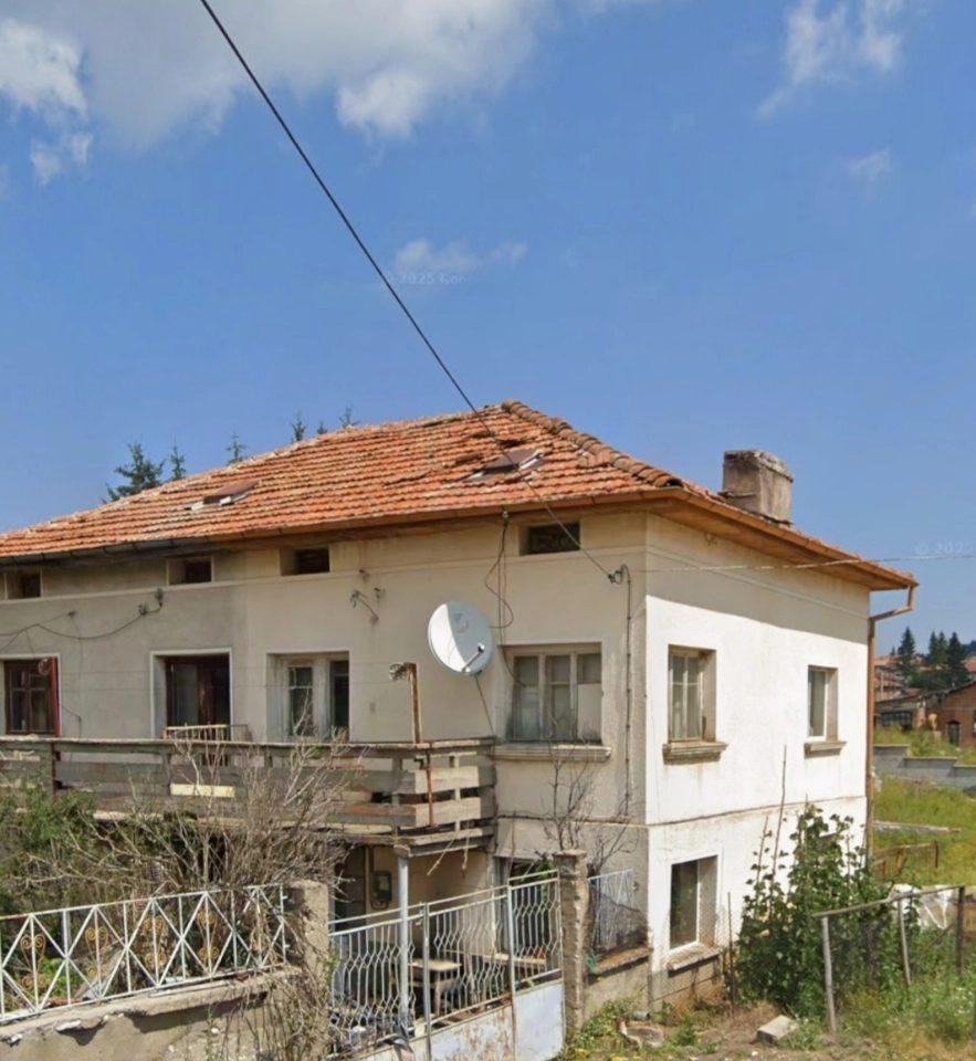 House for Sale in Ravnogor, Pazardzhik