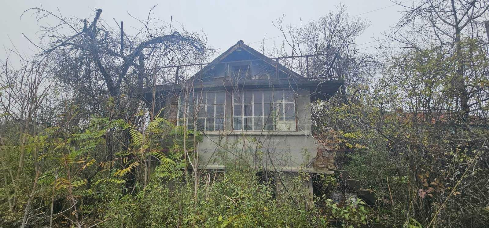 Villa for Sale in Ruse, v.z. Leventa