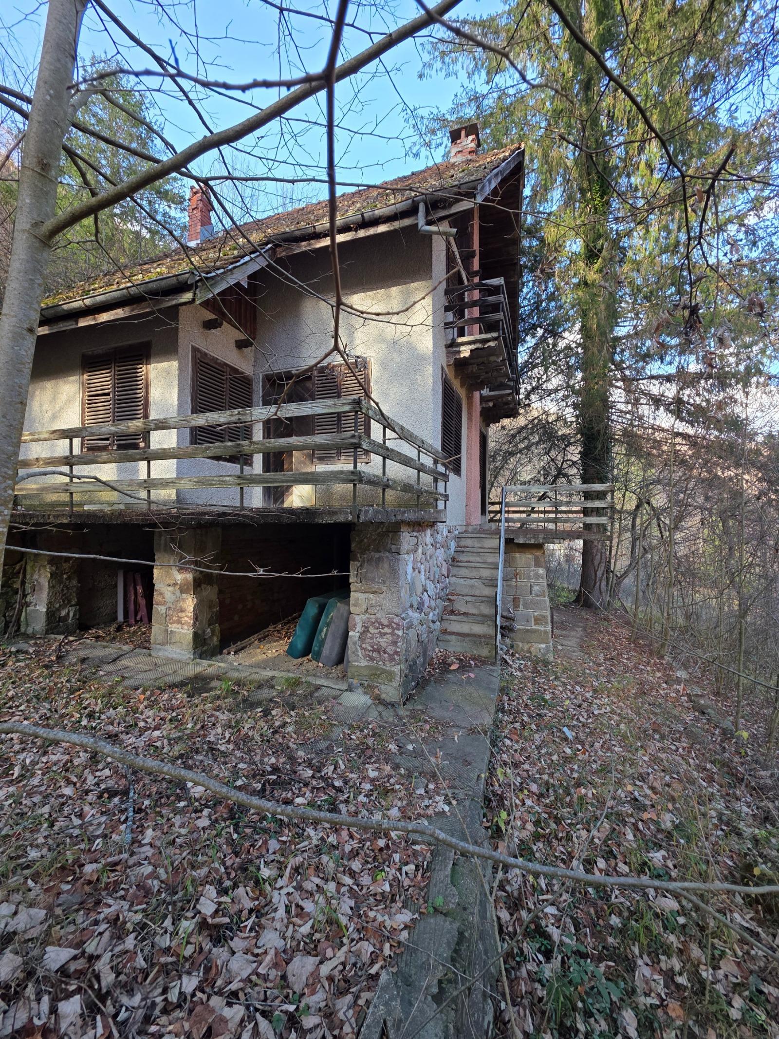 Villa for Sale in Cherni Osam, Lovech