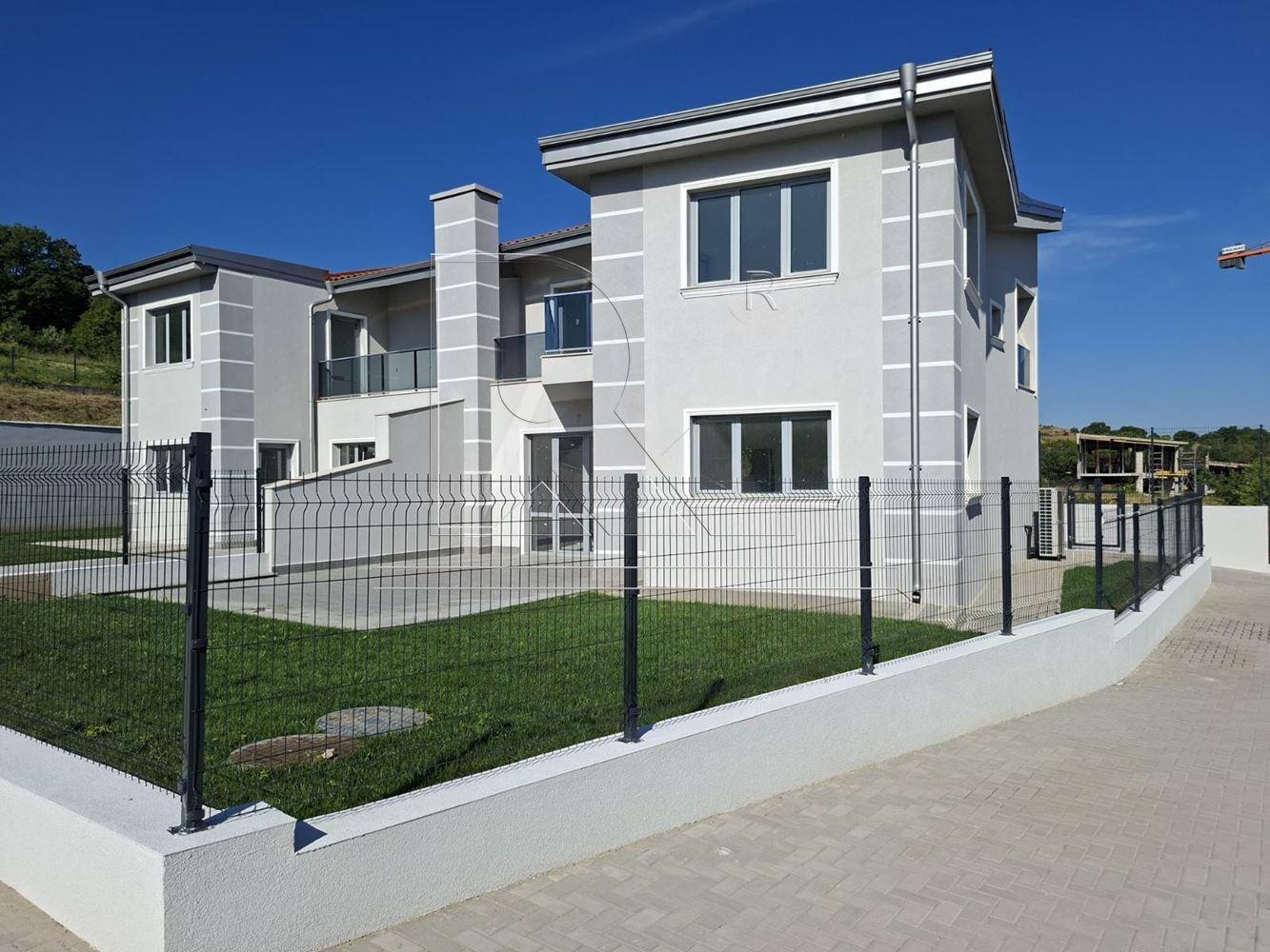 House for Sale in Belashtitsa, Plovdiv