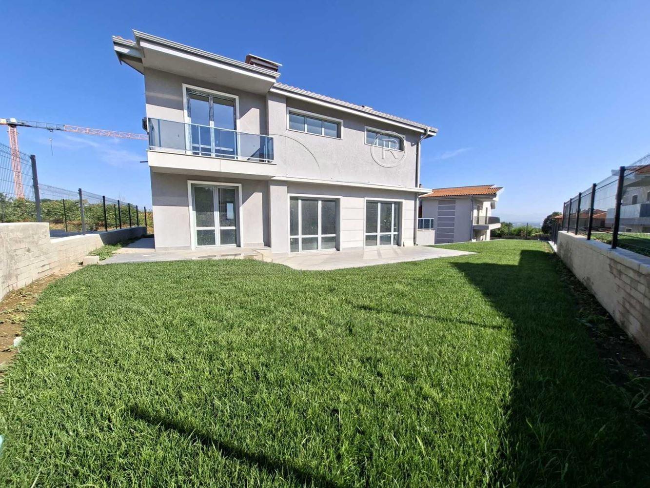 House for Sale in Belashtitsa, Plovdiv