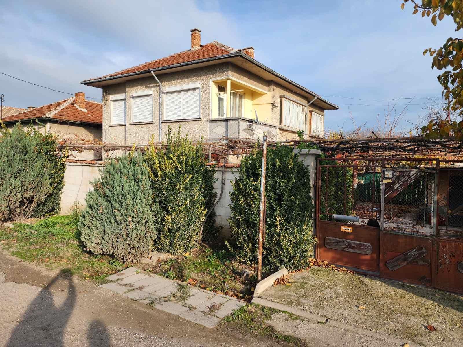House for Sale in Tsalapitsa, Plovdiv