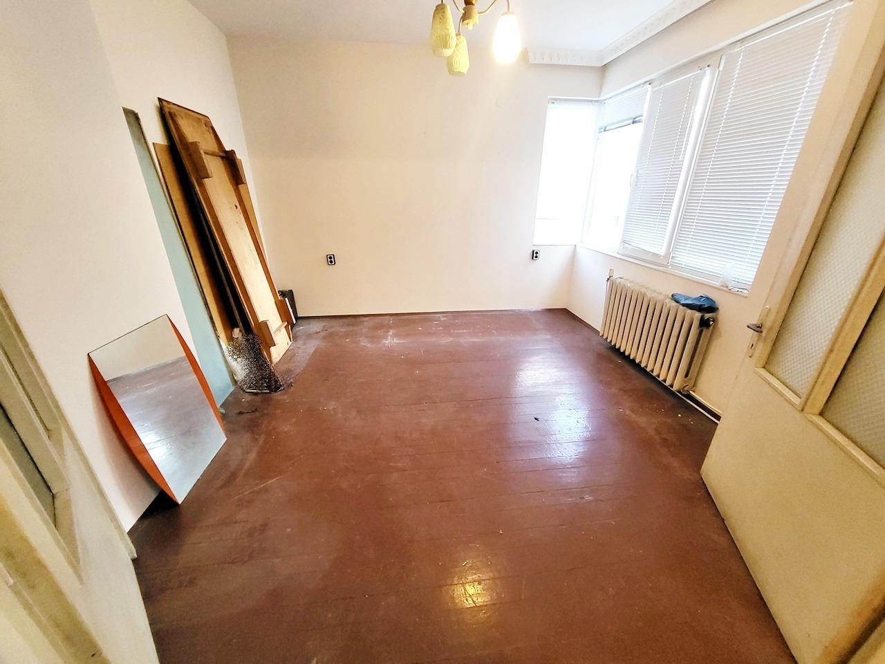House Floor for Sale in Shumen, Center
