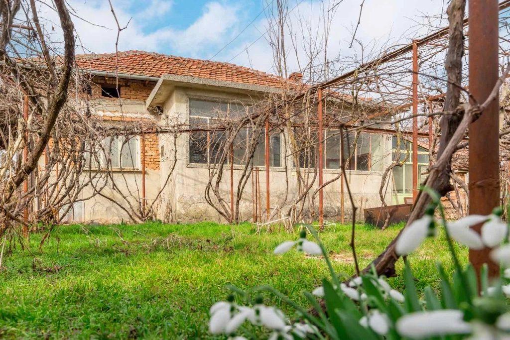 House for Sale in Obnova, Pleven