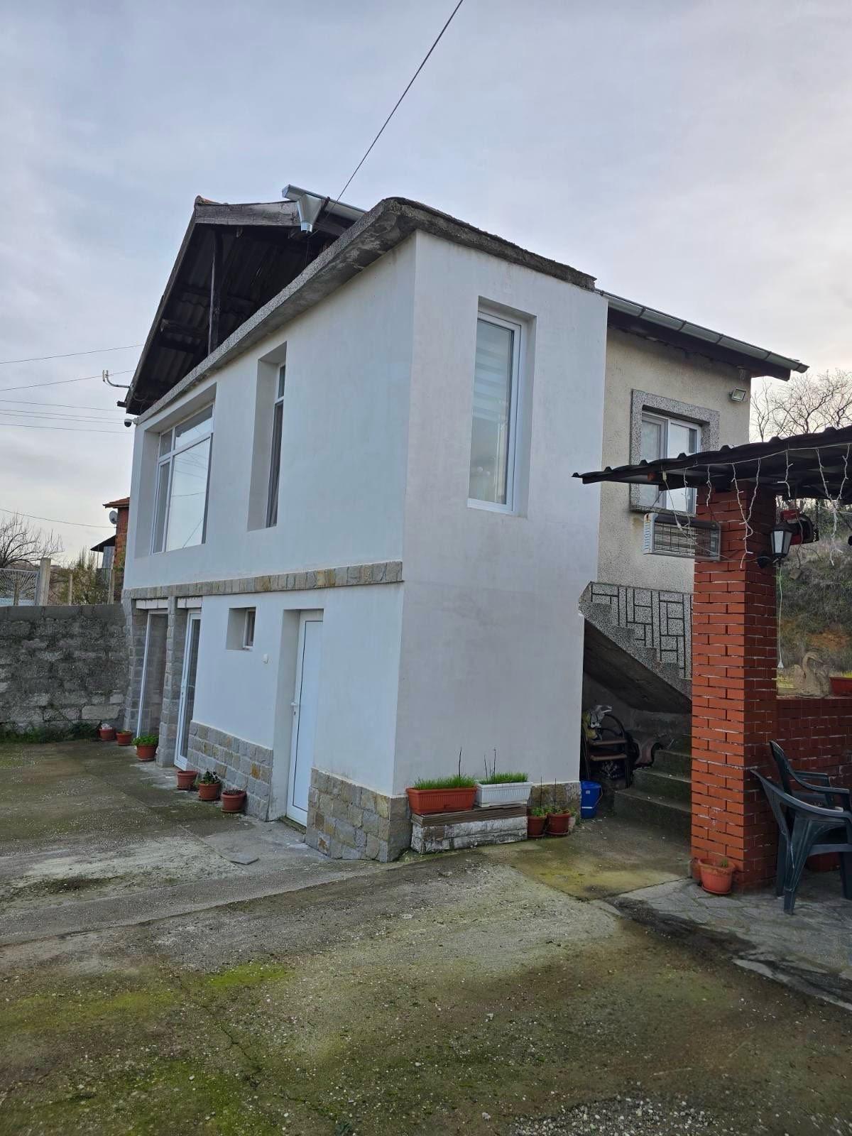 Villa for Sale in Harmanli, Haskovo