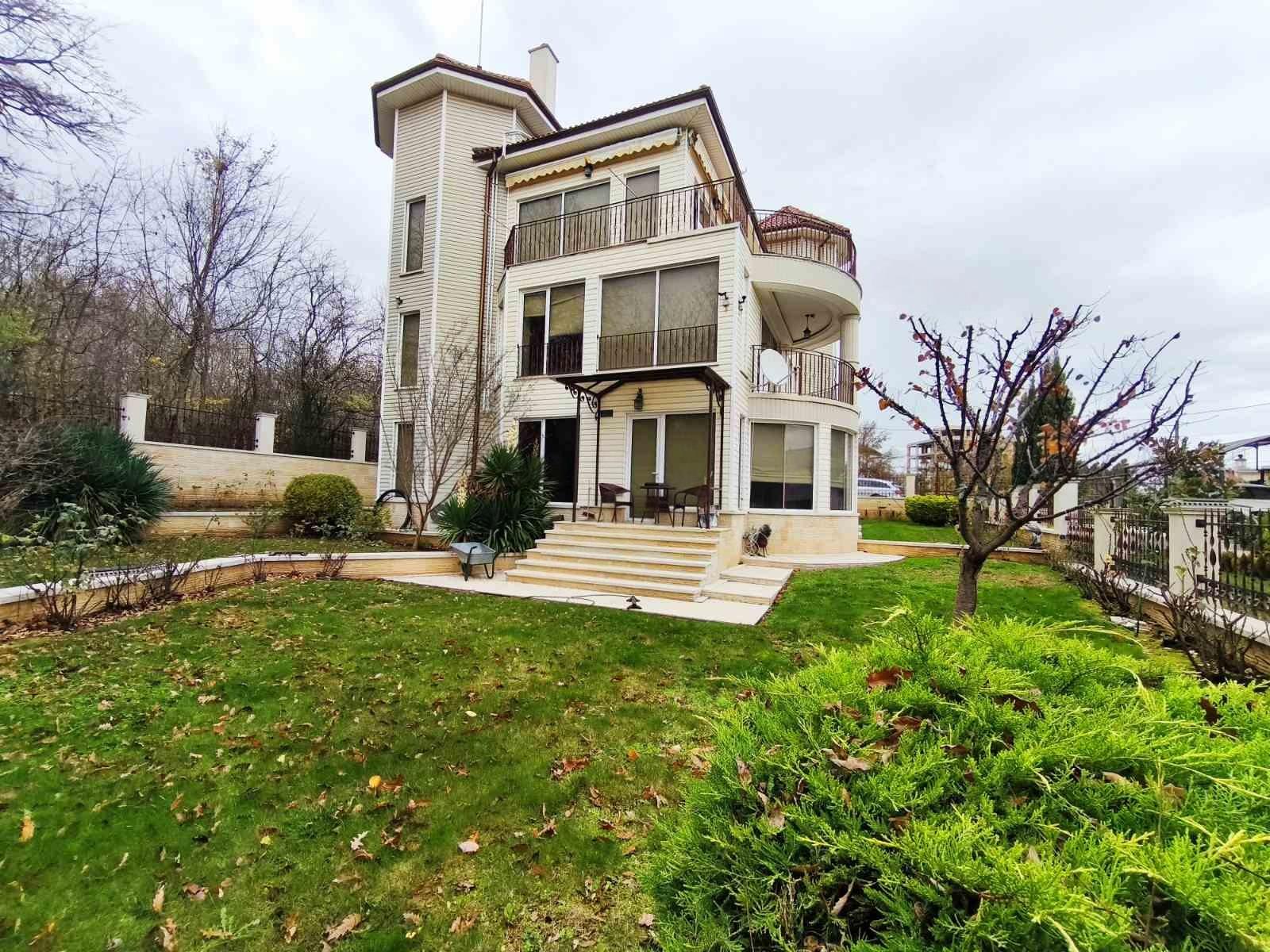 House for Sale in Varna, Alen mak Area