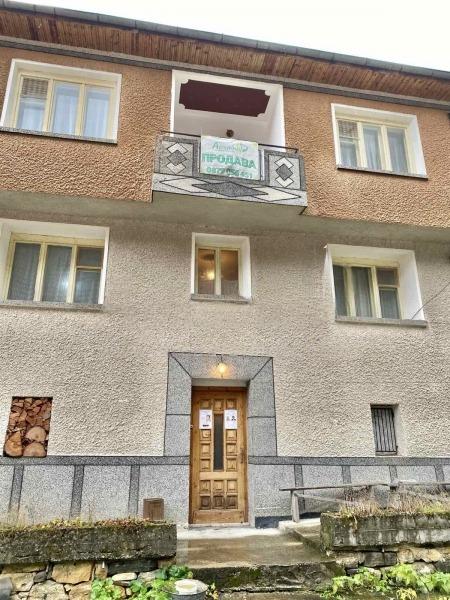 House for Sale in Zabardo, Smolyan