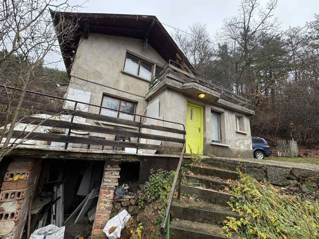 House for Sale in Batuliya, Sofia Province