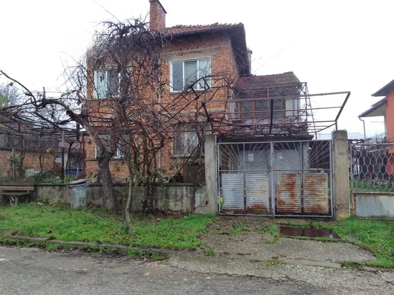House for Sale in Debelets, Veliko Tarnovo