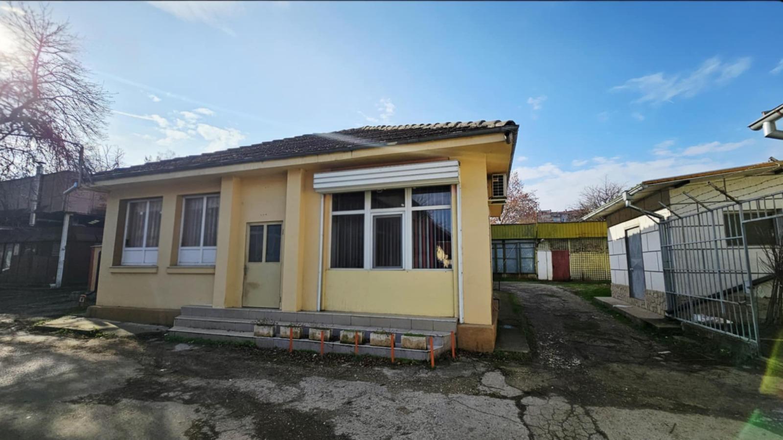 House for Sale in Lovech, Wider Center