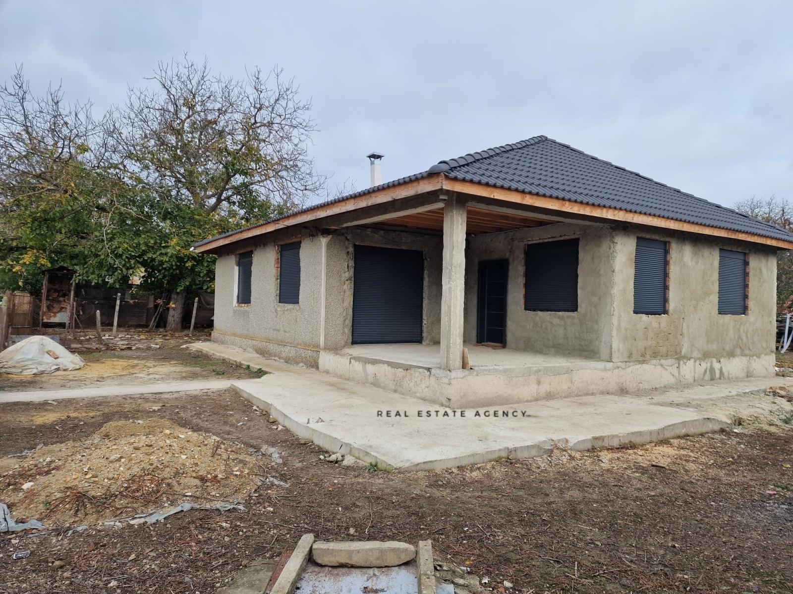 House for Sale in Senokos, Dobrich