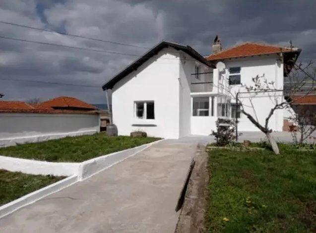 House for Sale in Elhovo (Nikolaevo), Stara Zagora