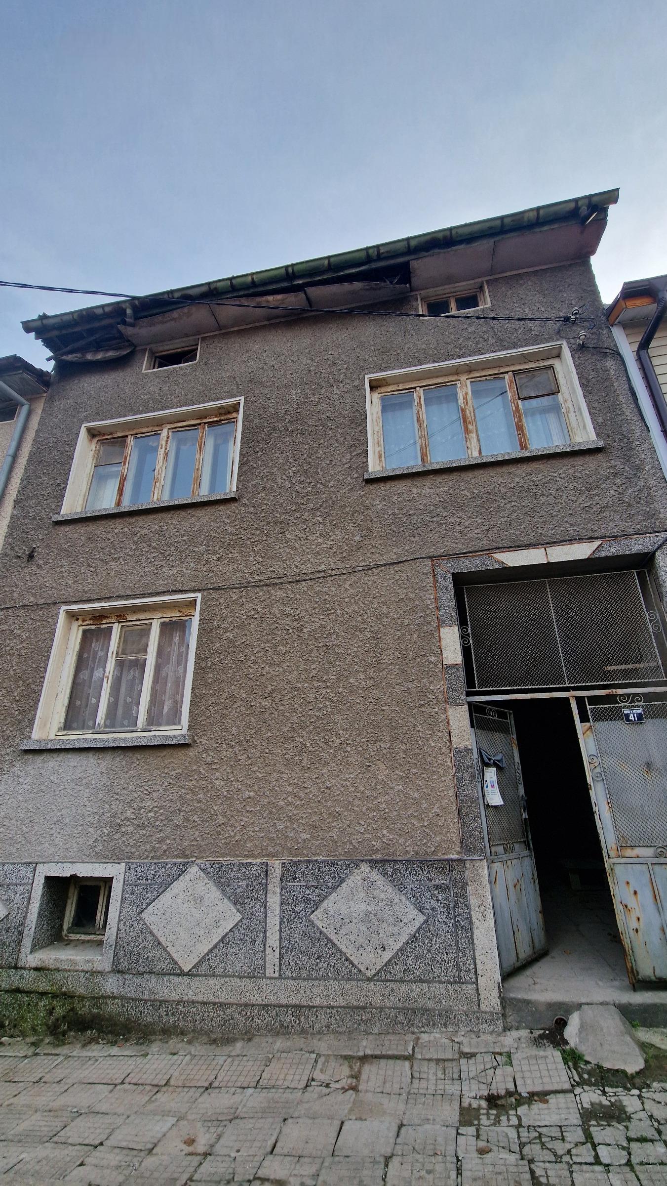 House for Sale in Brestovitsa, Plovdiv