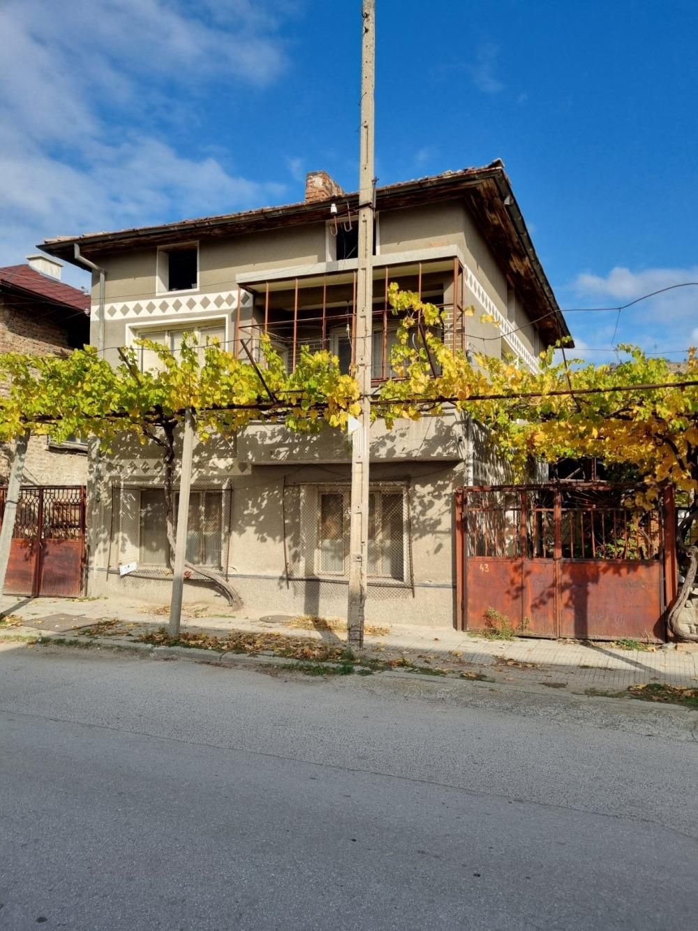 House for Sale in Kresna, Blagoevgrad