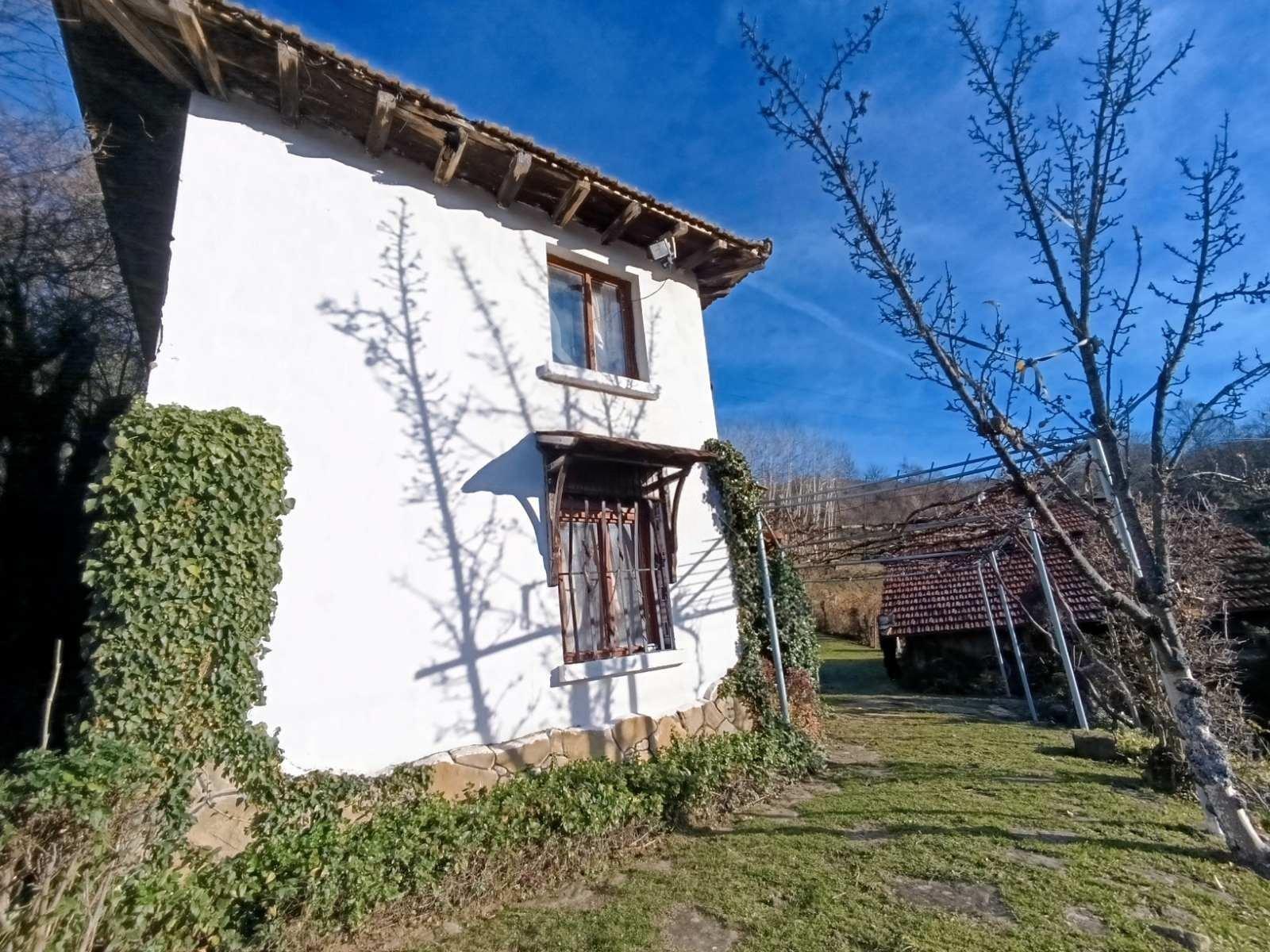 House for Sale in Debel dyal, Gabrovo