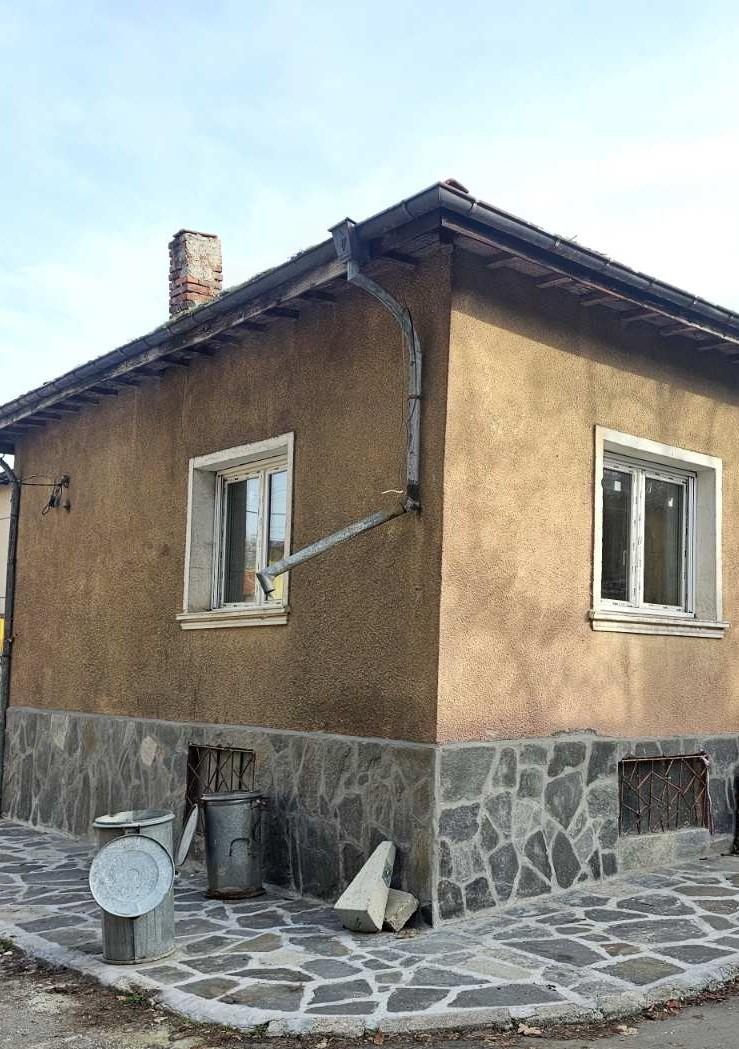 House for Sale in Parvenets, Plovdiv