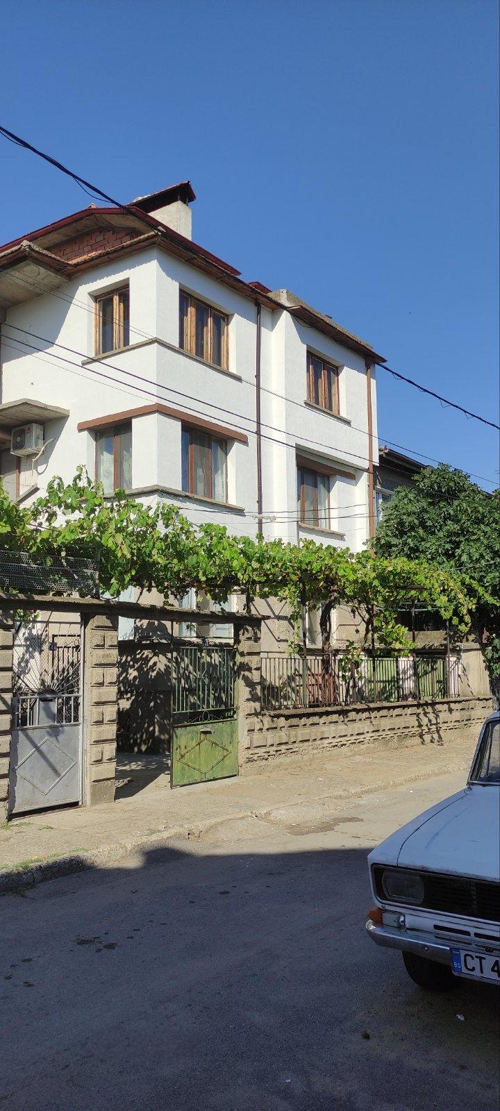 House for Sale in Kazanlak, Stara Zagora