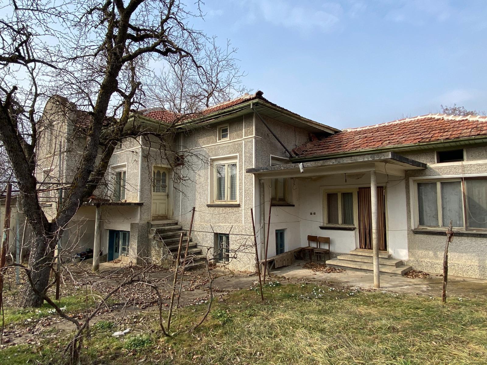 House for Sale in Petko Slaveykov, Gabrovo