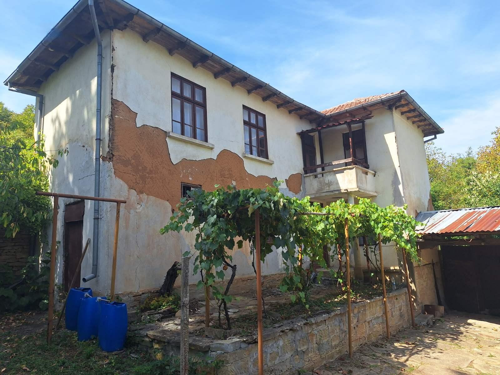 House for Sale in Kolishovtsi, Gabrovo