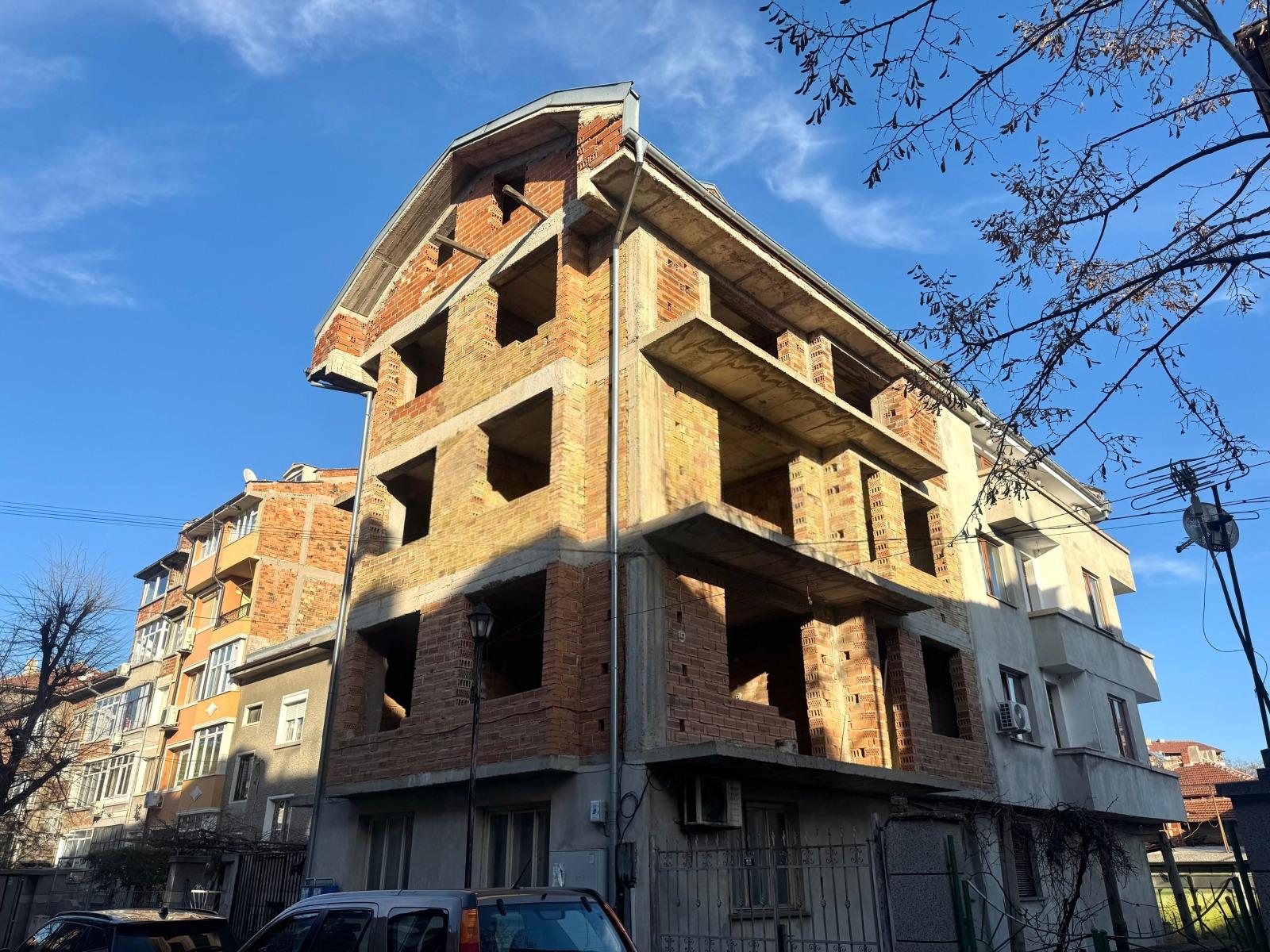 House for Sale in Asenovgrad, Plovdiv