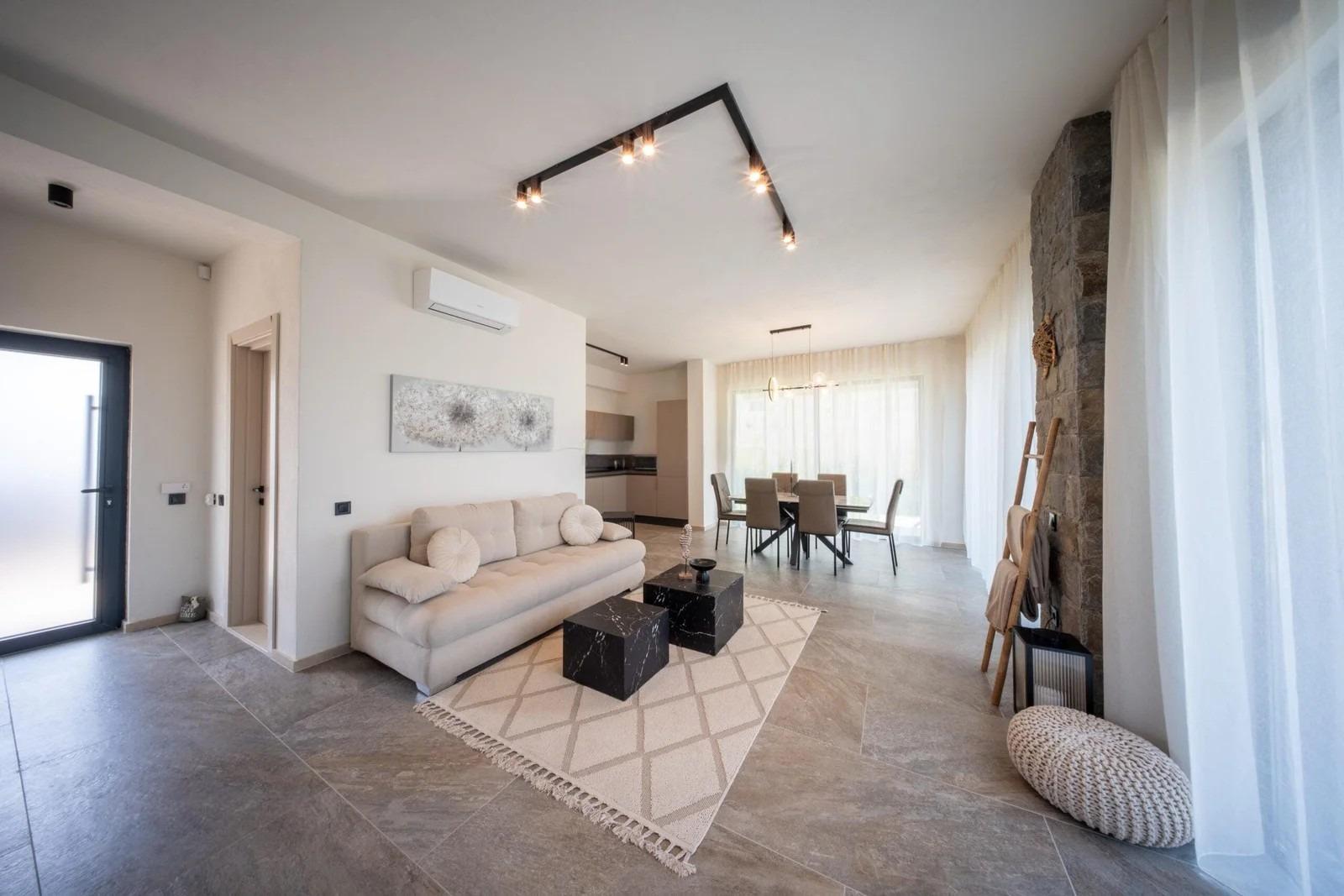 House for Sale in Lozenets, Burgas