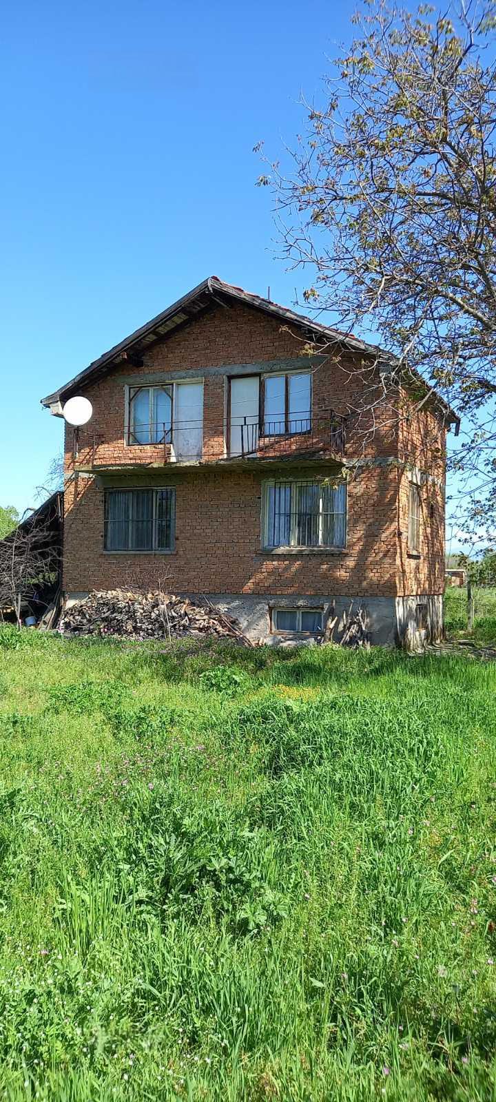 House for Sale in Padarsko, Plovdiv