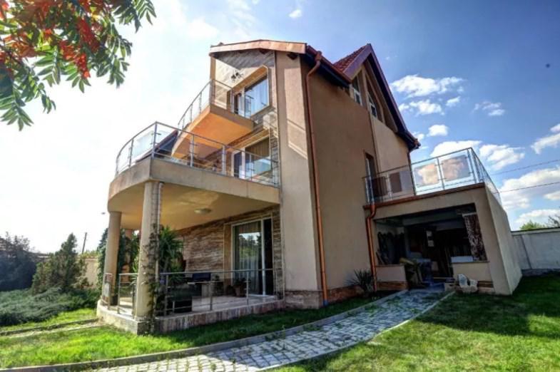 House for Sale in Sofia, Voluyak
