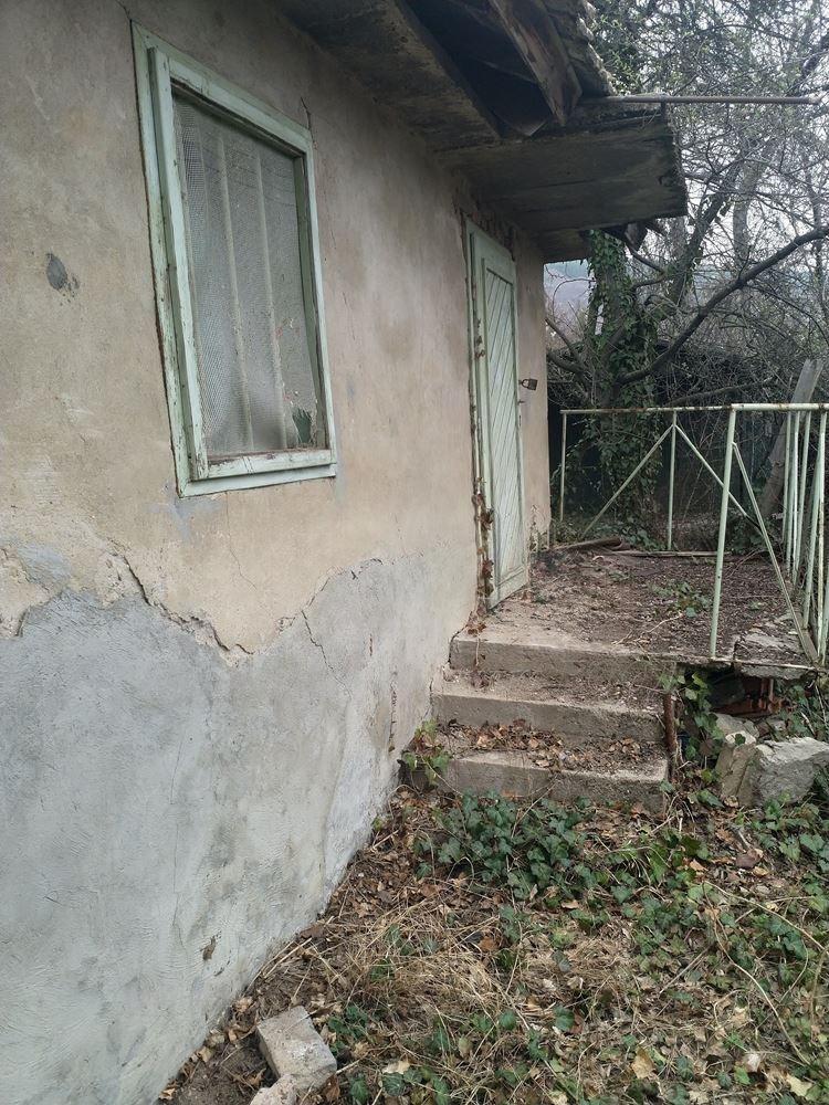 Villa for Sale in Shumen, Pod Manastira Area