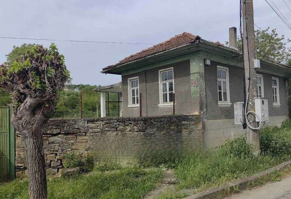House for Sale in Rodina, Veliko Tarnovo