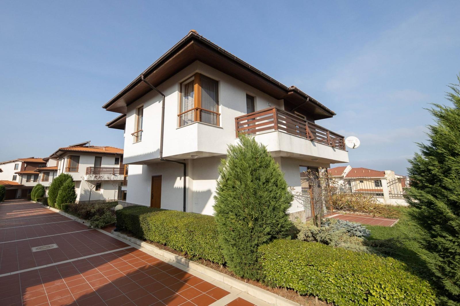 House for Sale in Lozenets, Burgas
