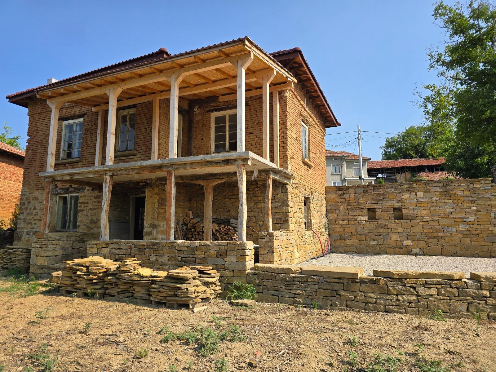 House for Sale in Lovnidol, Gabrovo