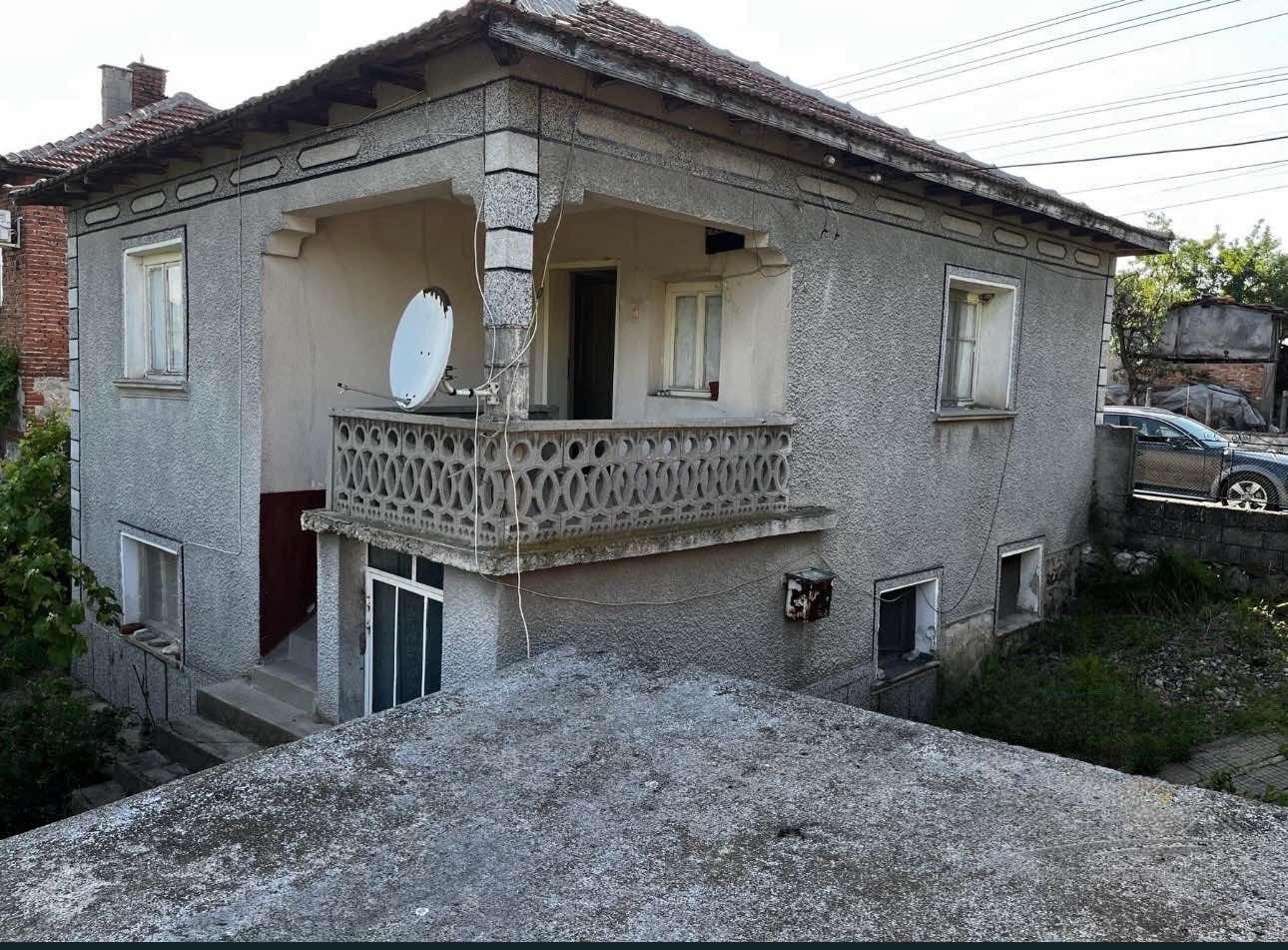 House for Sale in Cheshnegirovo, Plovdiv