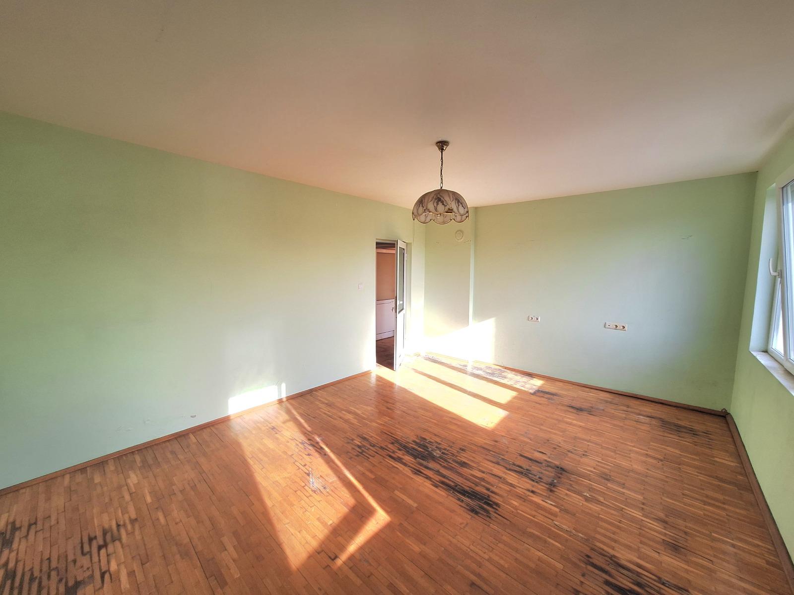 House Floor for Sale in Dobrich, Hristo Botev