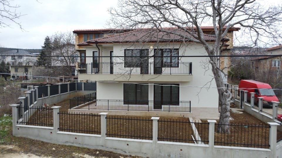 House for Sale in Varna, Gorna Traka Area
