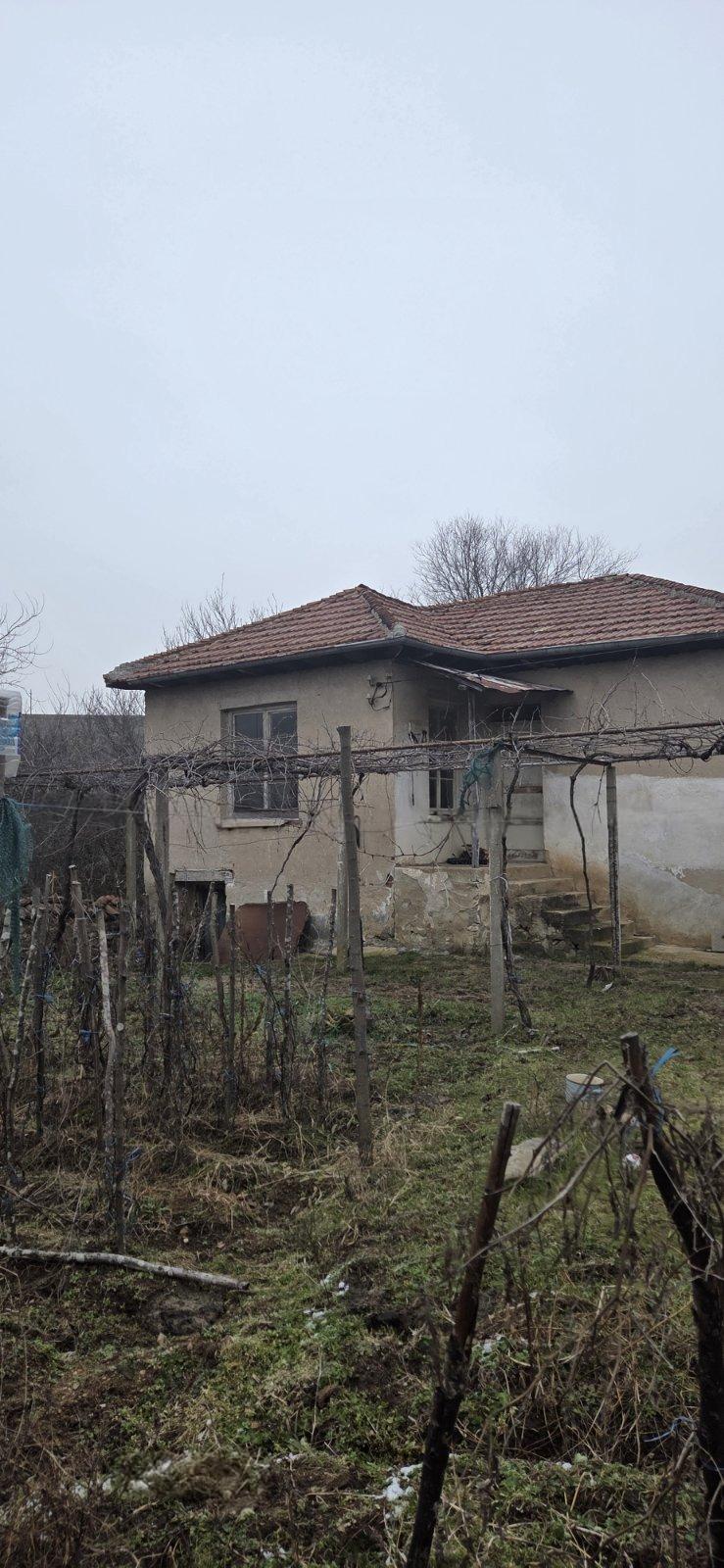 House for Sale in Domlyan, Plovdiv