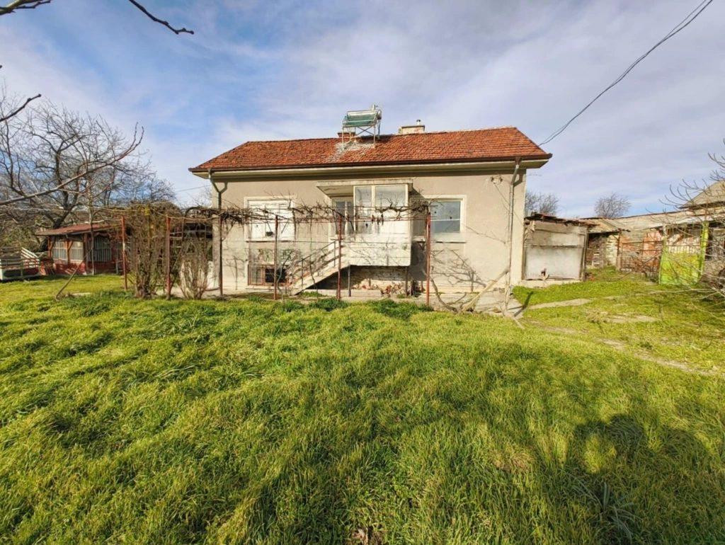House for Sale in Bogomilovo, Stara Zagora