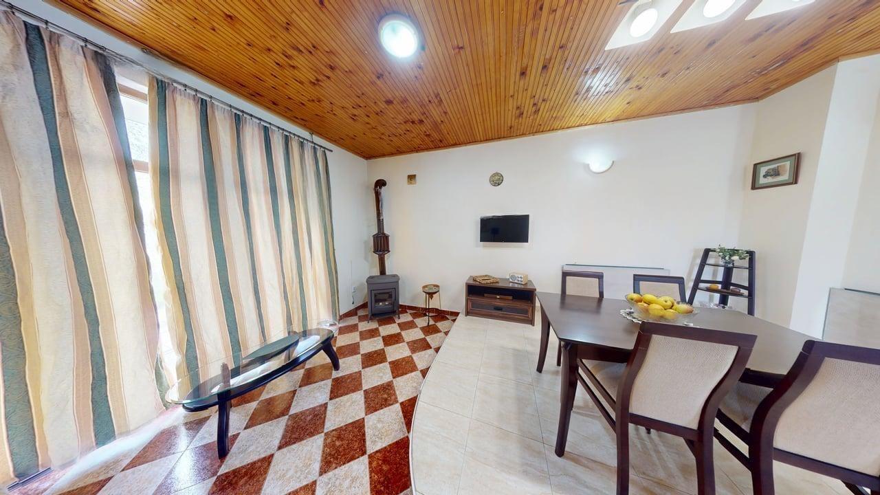 House for Sale in Poroy, Burgas