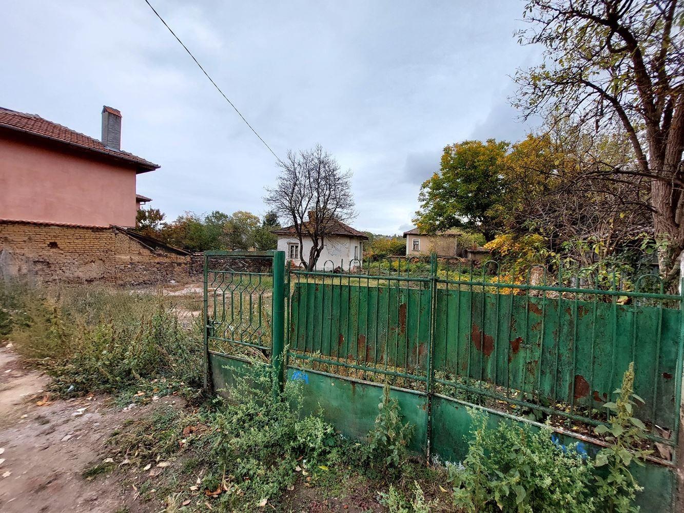 House for Sale in Karapoltsi, Sofia Province