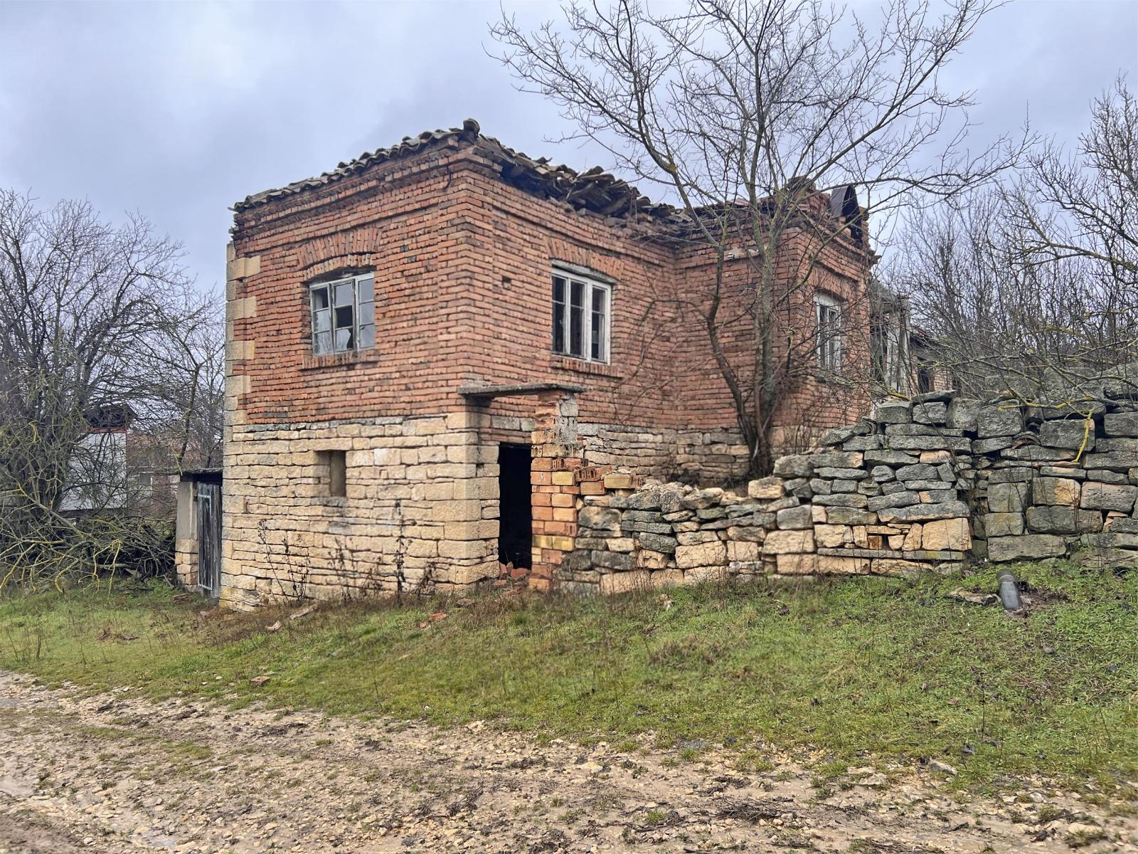 House for Sale in Sechishte, Shumen