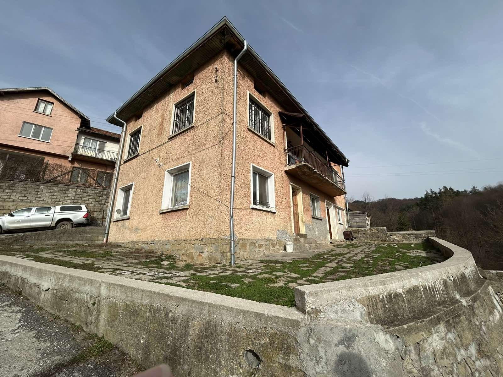 House for Sale in Plachkovtsi, Gabrovo