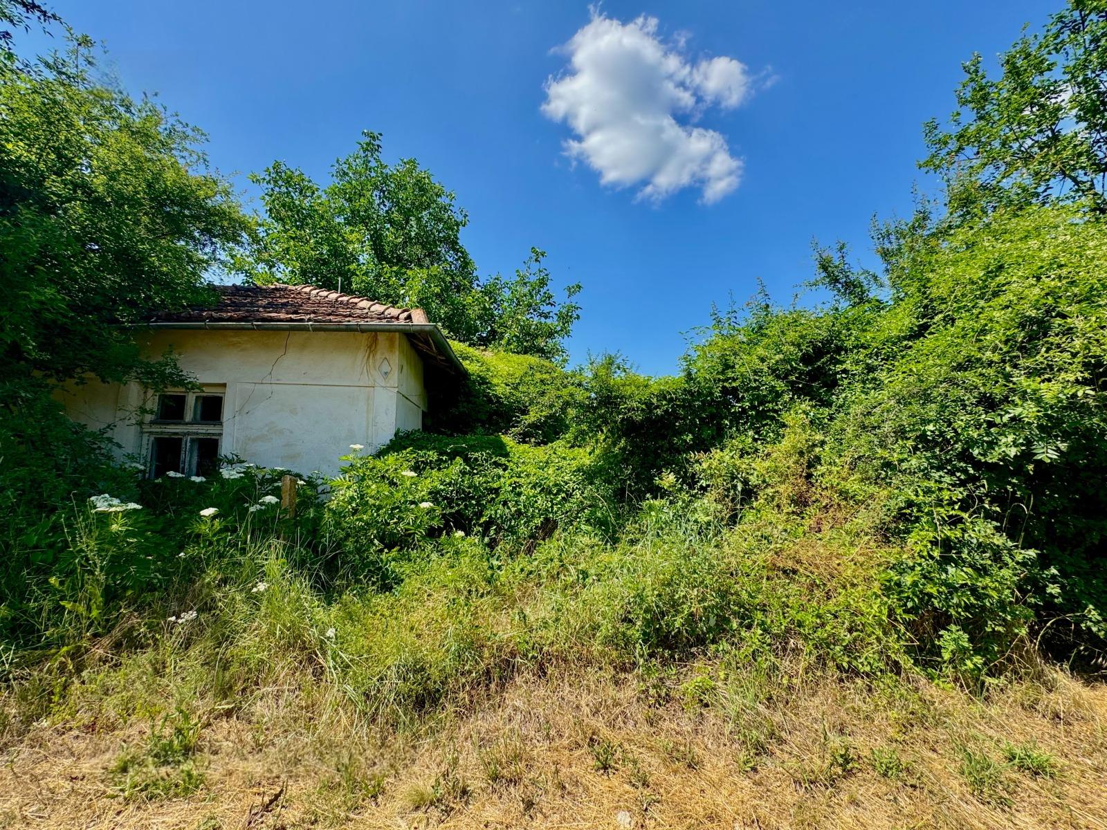 House for Sale in Gorno Peshtene, Vratsa