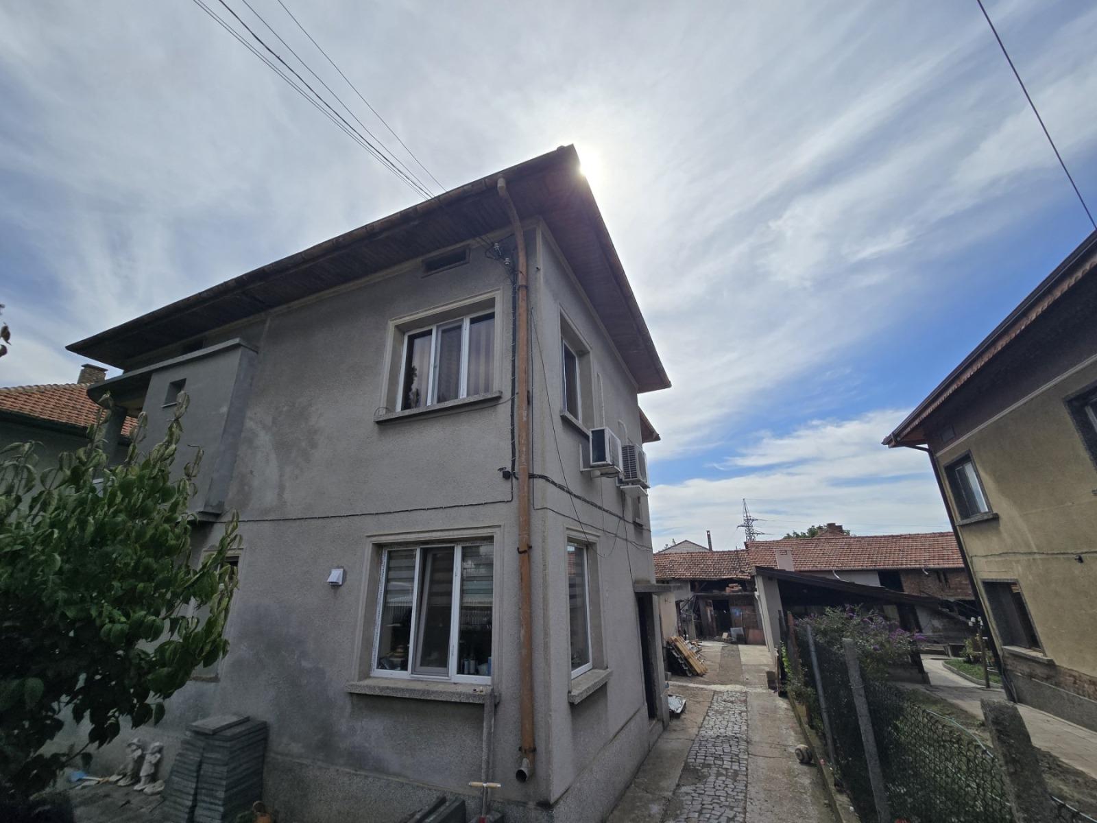 House Floor for Sale in Opanets, Pleven