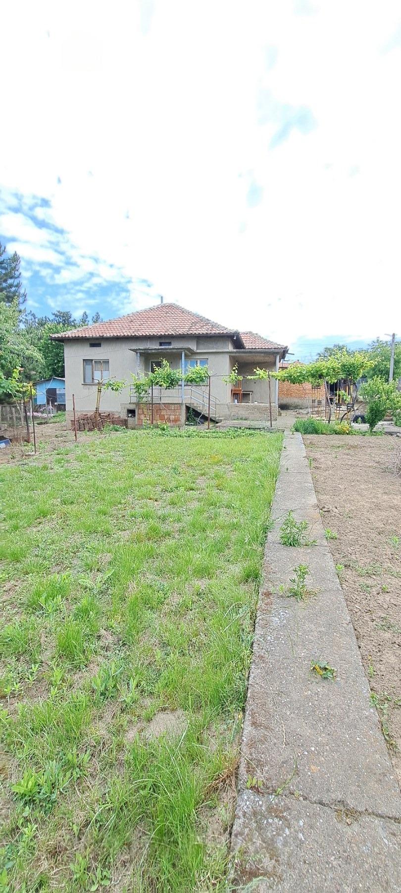 House for Sale in Milkovitsa, Pleven