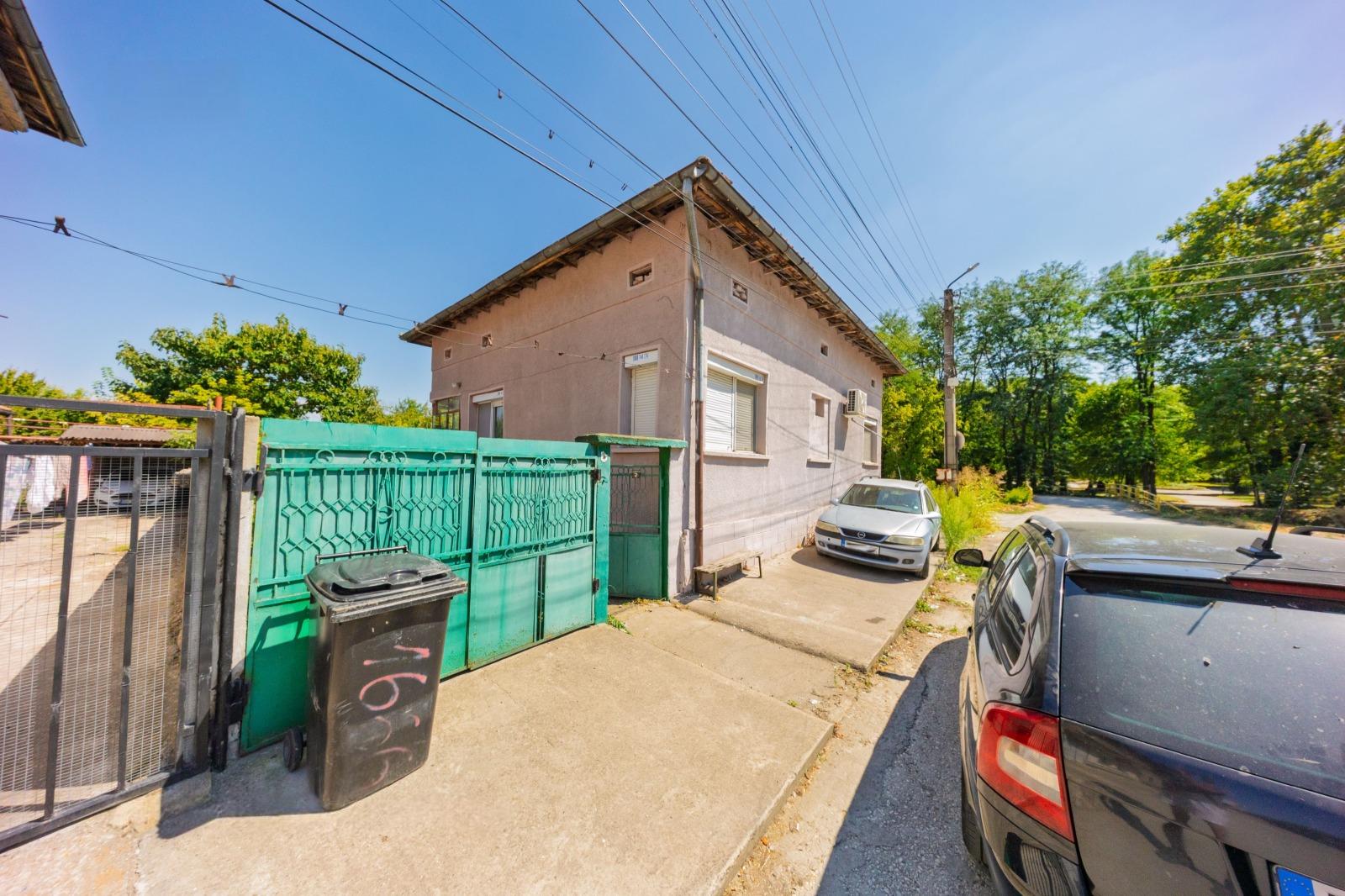 House for Sale in Dolni Dabnik, Pleven