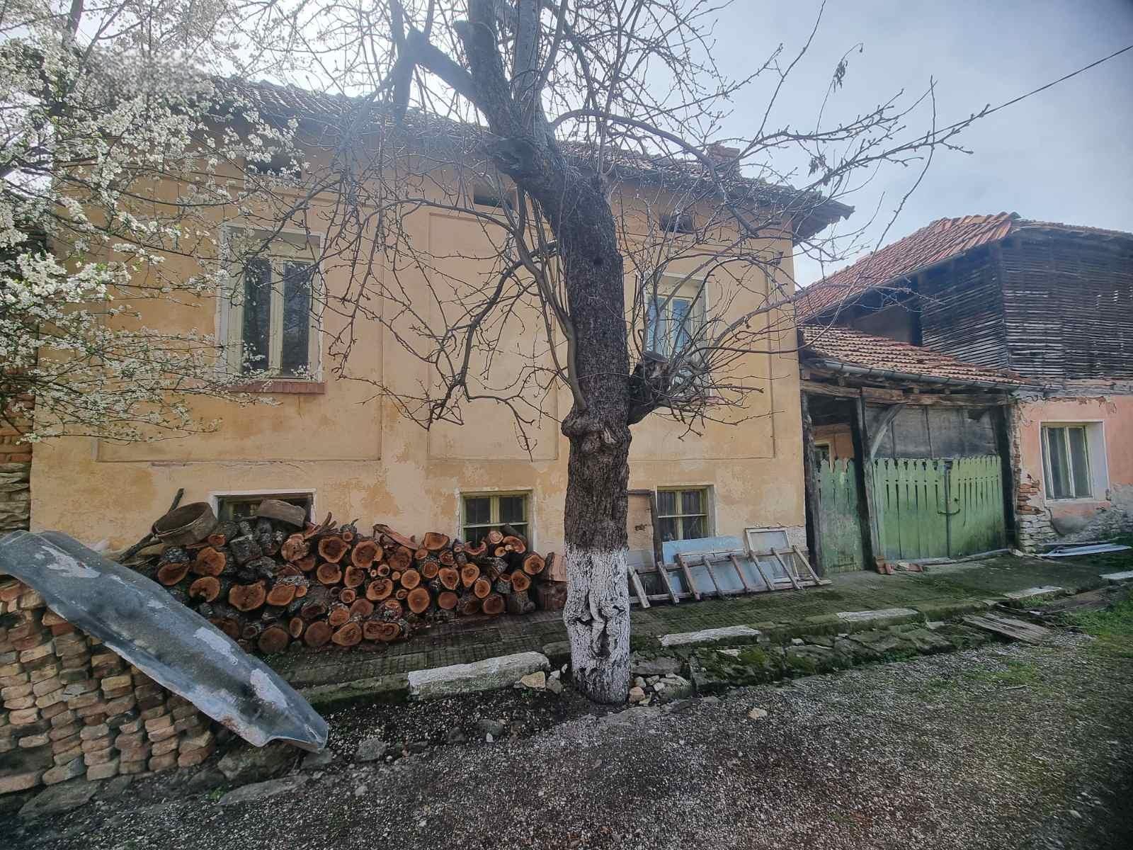 House for Sale in Beglezh, Pleven