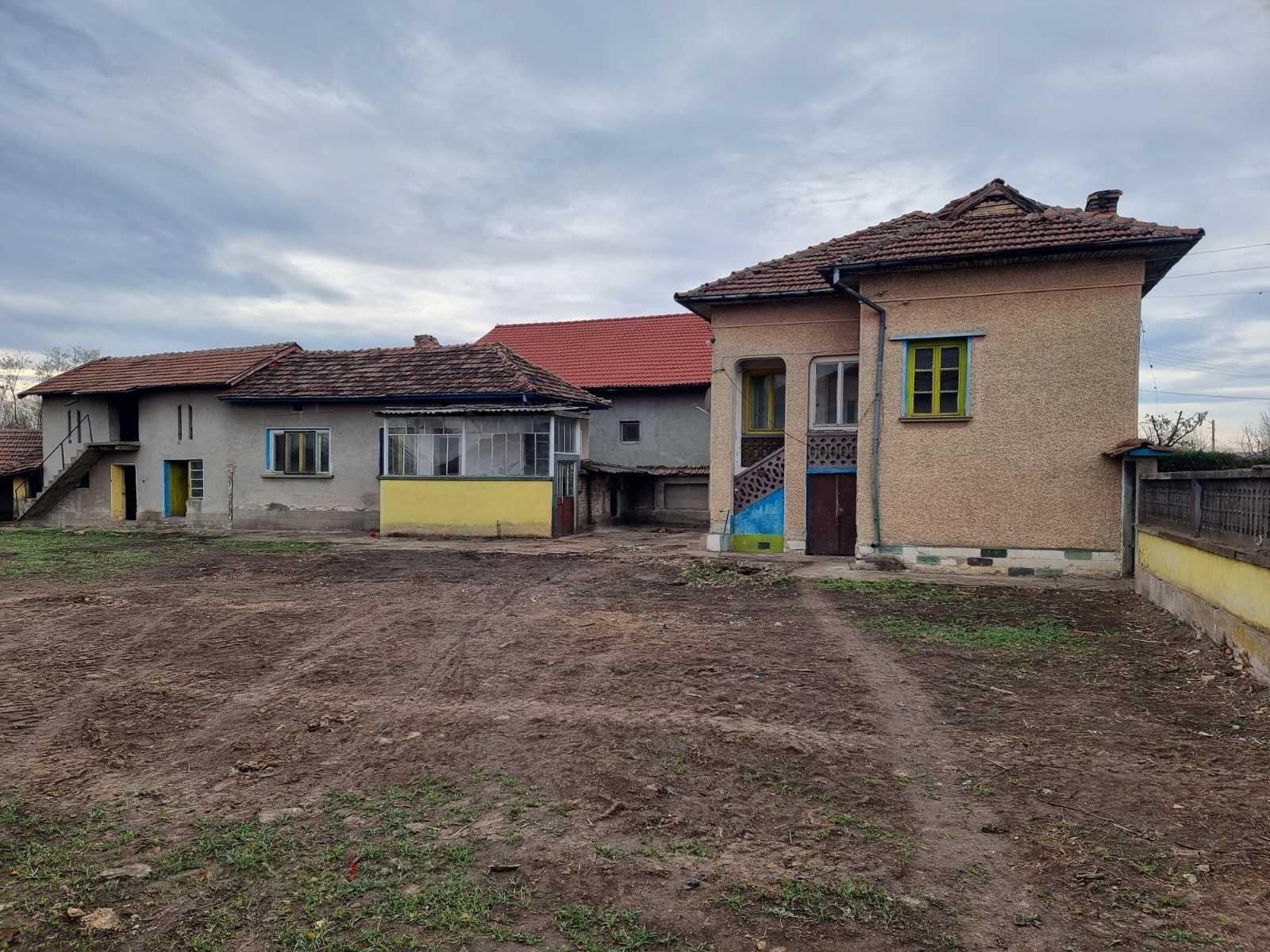 House for Sale in Dolni Dabnik, Pleven