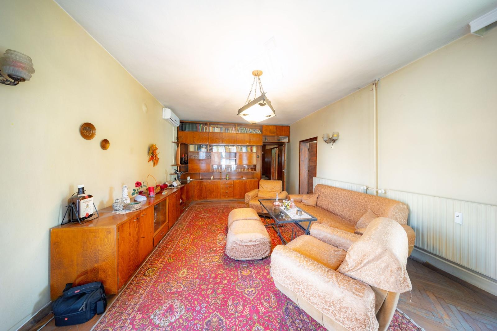 House Floor for Sale in Pleven, Idealen tsentar