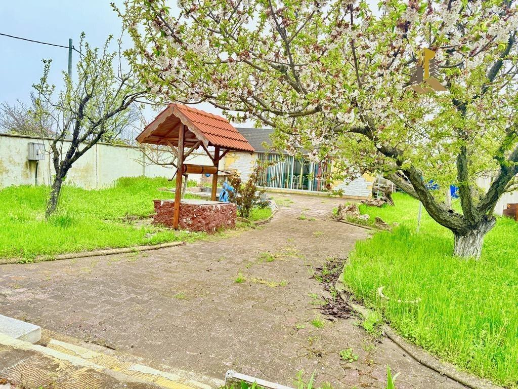 Villa for Sale in Topola, Dobrich